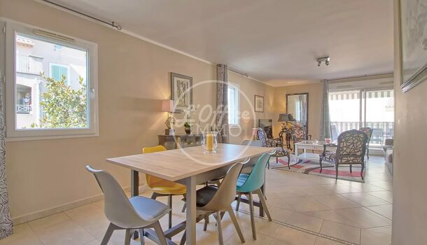 Appartement 4 pièces  à vendre Carqueiranne 83320