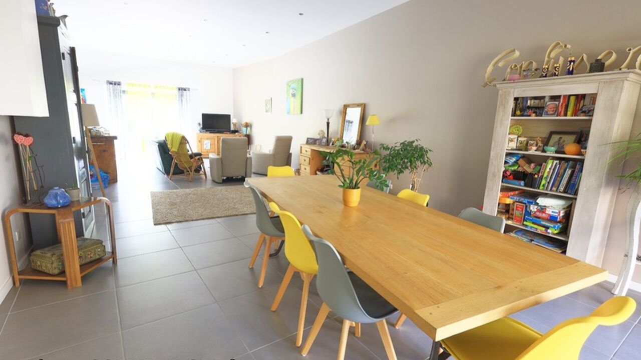 maison 6 pièces 250 m2 à vendre à Simandre-sur-Suran (01250)