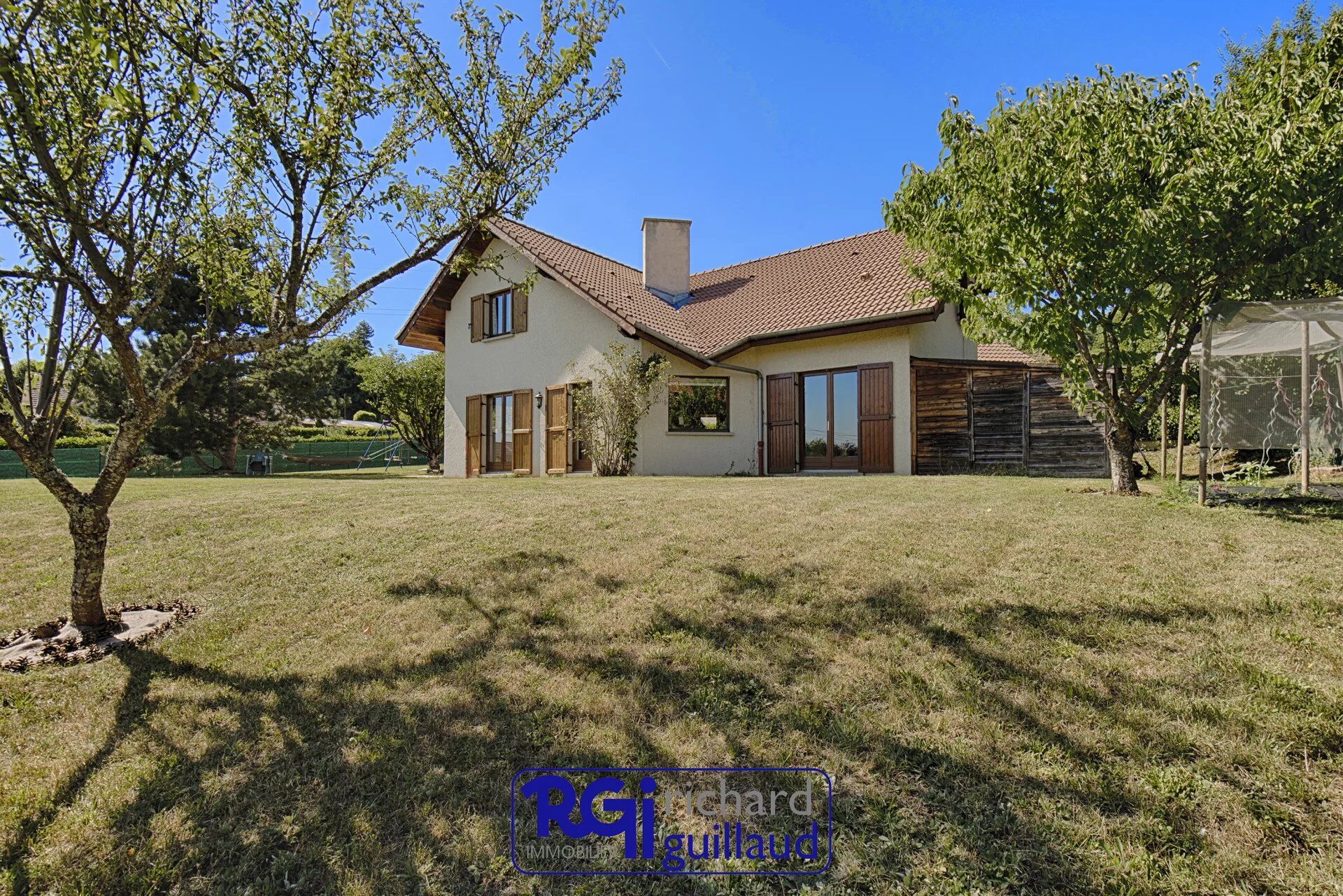 Villa / Maison  T5 à vendre Tour-du-Pin (La) 38110