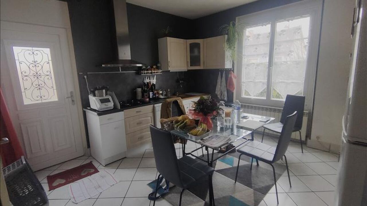 maison 7 pièces 155 m2 à vendre à Domérat (03410)