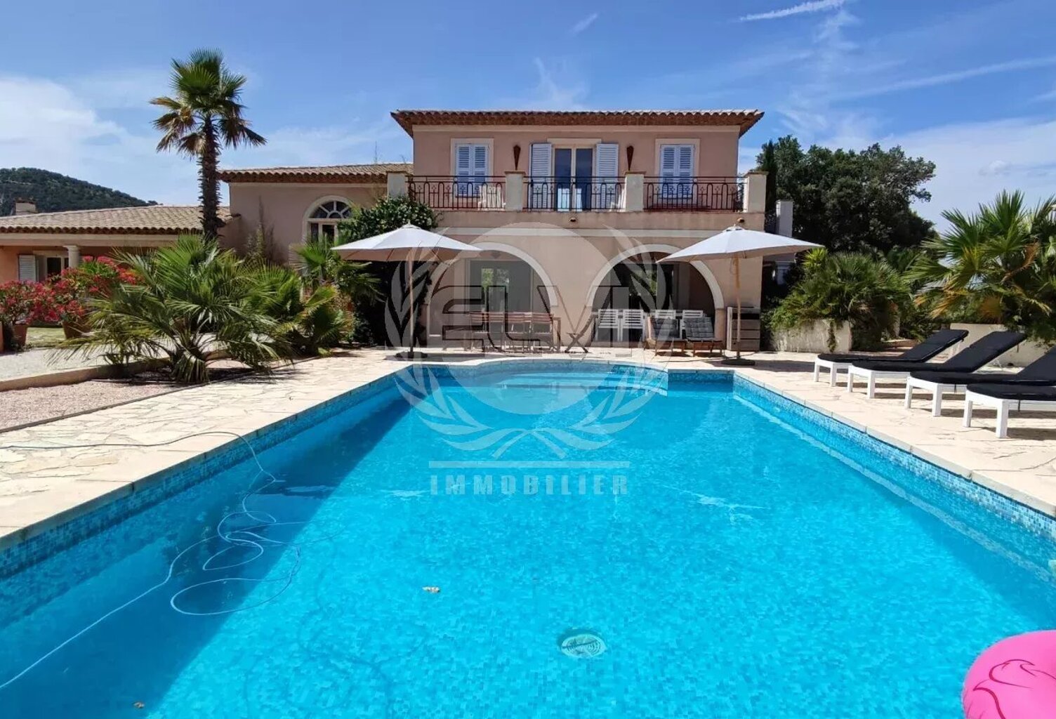 Villa à Plan de la tour — photo 1