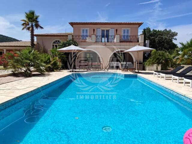 Villa à Plan de la tour — photo du bien