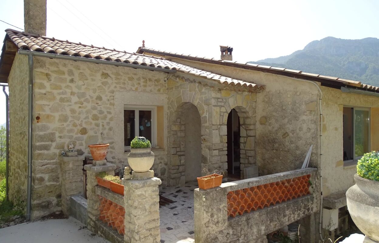 maison 5 pièces 137 m2 à Le Mas (06910)