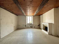 COLLOBRIERES MAISON DE VILLAGE BEAUX VOLUMES A RESTAURER — photo 2