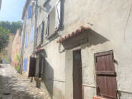 COLLOBRIERES MAISON DE VILLAGE BEAUX VOLUMES A RESTAURER — photo 3