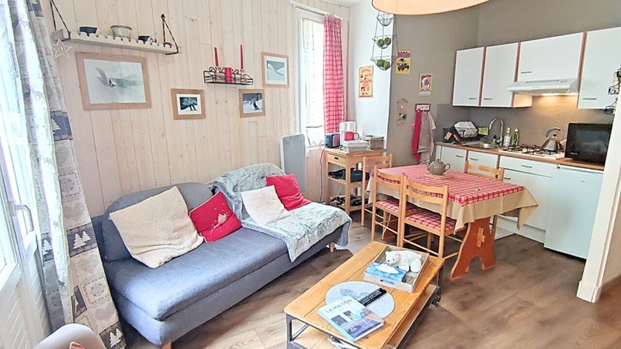 appartement 2 pièces 37 m2 à vendre à Cauterets (65110)