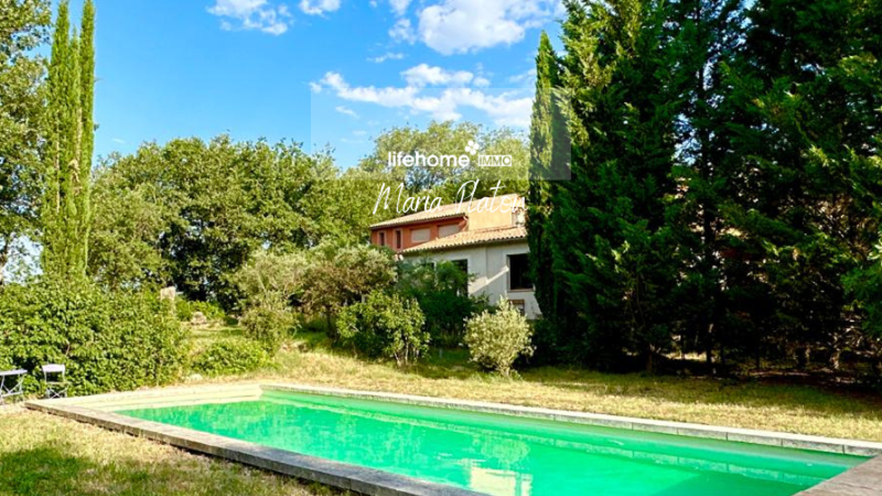 maison 7 pièces 210 m2 à vendre à Roussillon (84220)