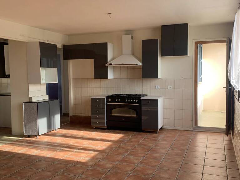 CALUIRE-ET-CUIRE / LE BOURG - APPARTEMENT T4 72m²  au DERNIER ETAGE avec BALCON — photo 1
