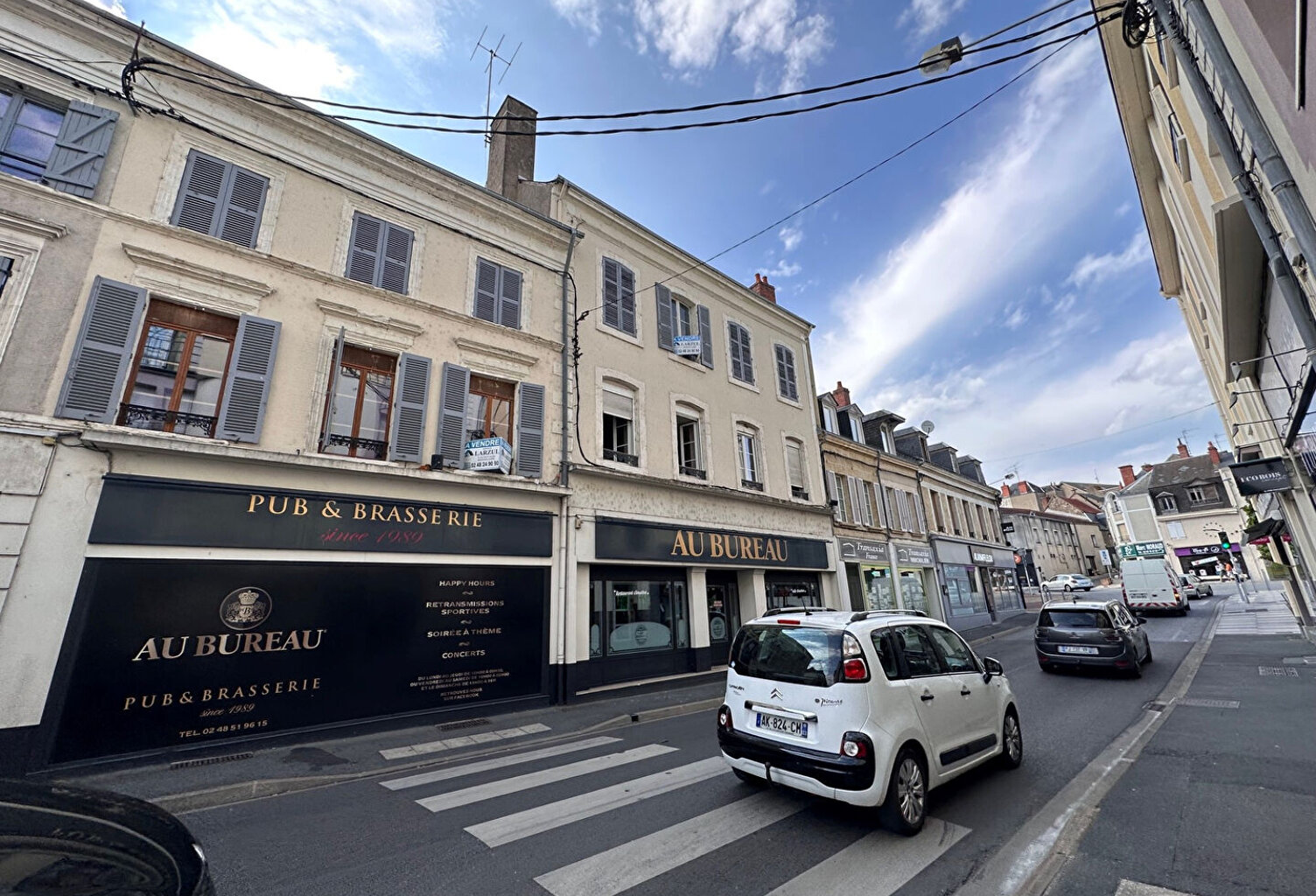ENSEMBLE D'APPARTEMENTS A VIERZON — photo 1