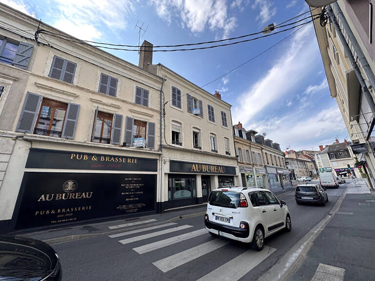 ENSEMBLE D'APPARTEMENTS A VIERZON — photo 1