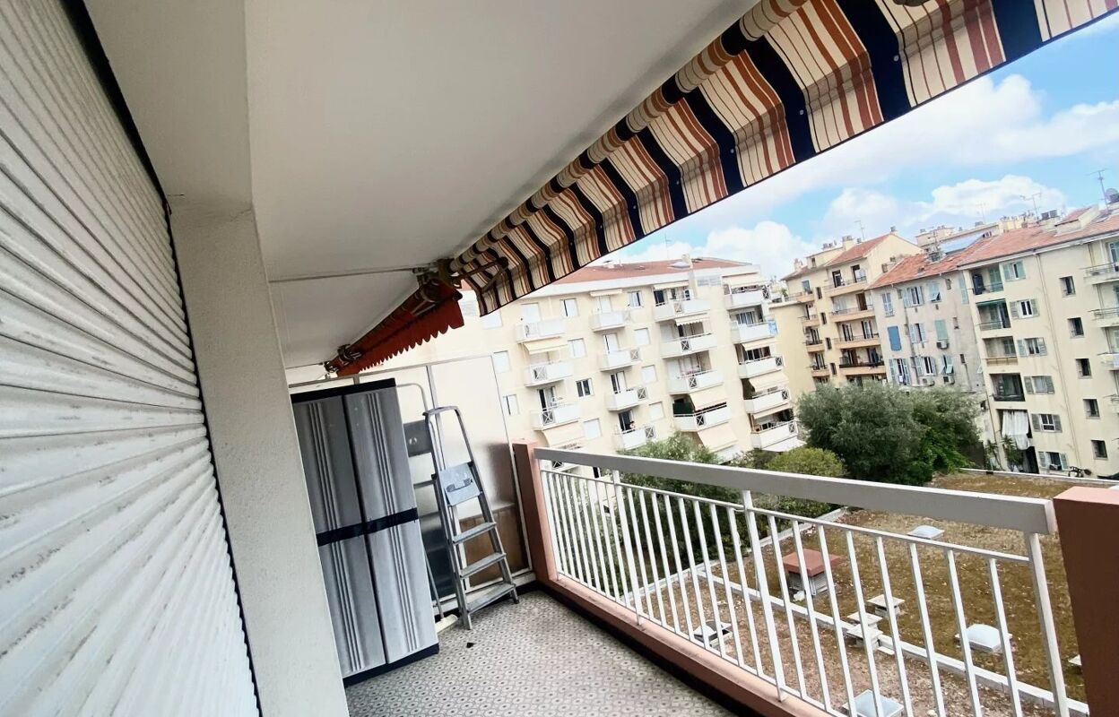 appartement 3 pièces 83 m2 à vendre à Nice (06100)