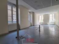 bureau 215 m² — photo 3