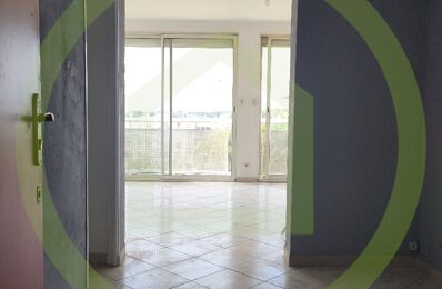 vente appartement 117 000 € à proximité de Roquemaure (30150)