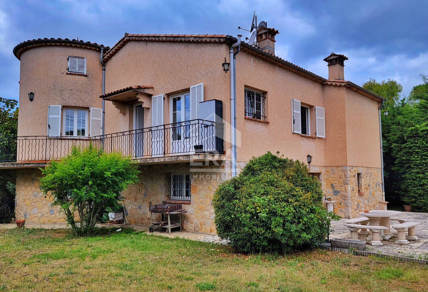 Villa 8 pièces 270 m2 /piscine /OPIO (06650) — photo 1