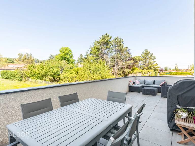 Esprit Maison pour ce duplex de 90 m² avec terrasse de 65 m² . — photo 1