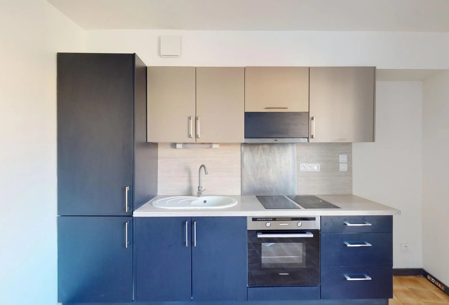 A LOUER - Maison de 38m² à CHARTRES. — photo 1
