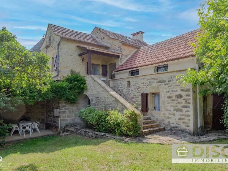 Charmante maison en pierre avec jardin. — photo 1