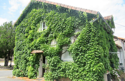 vente maison 76 000 € à proximité de Saint-Quentin-sur-Charente (16150)