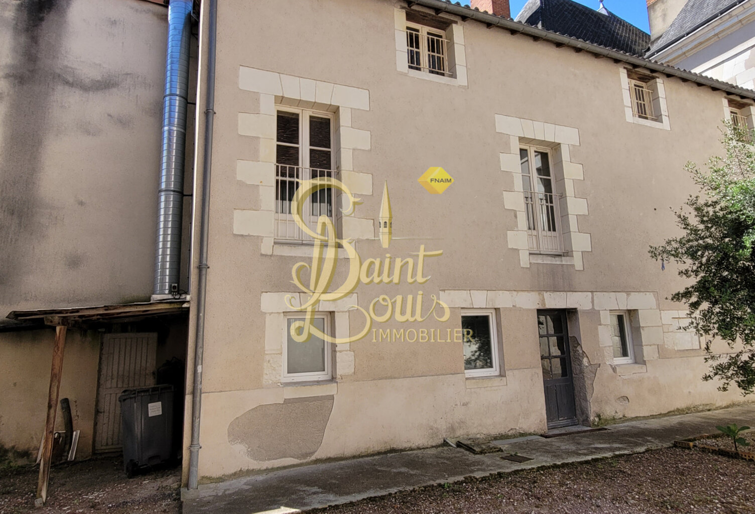 APPARTEMENT DE 96 M2 EN DUPLEX AVEC ESPACE DE RANGEMENT EN R — photo 1