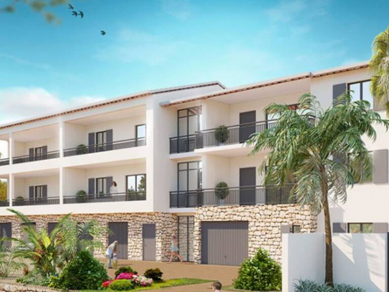 CALVISSON APPARTEMENT COEUR DE VILLAGE — photo 1