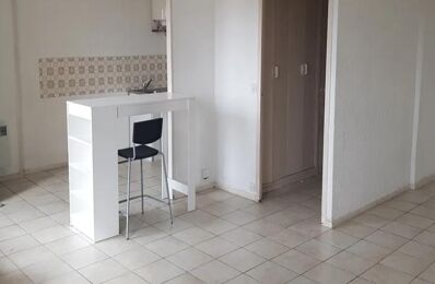 location appartement 710 € CC /mois à proximité de Bordeaux (33300)