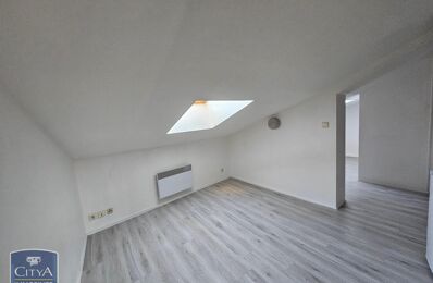 location appartement 296 € CC /mois à proximité de Villiers (86190)