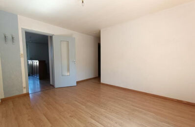 location appartement 370 € CC /mois à proximité de Rignac (12390)