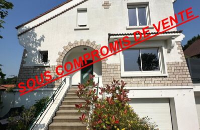 vente maison 255 000 € à proximité de La Meyze (87800)