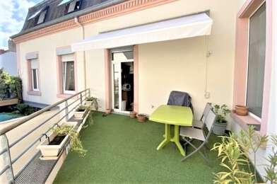 Appartement 6 pièces 294000 €