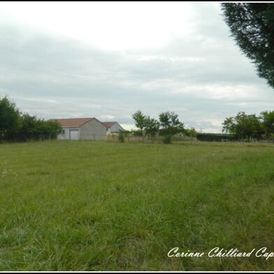 Terrain 2000 m²