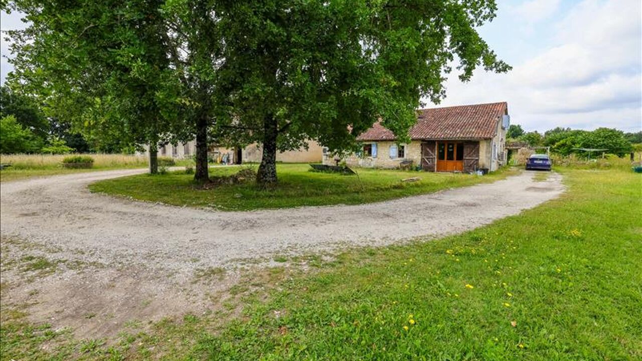 maison 7 pièces 196 m2 à vendre à Bonnes (16390)