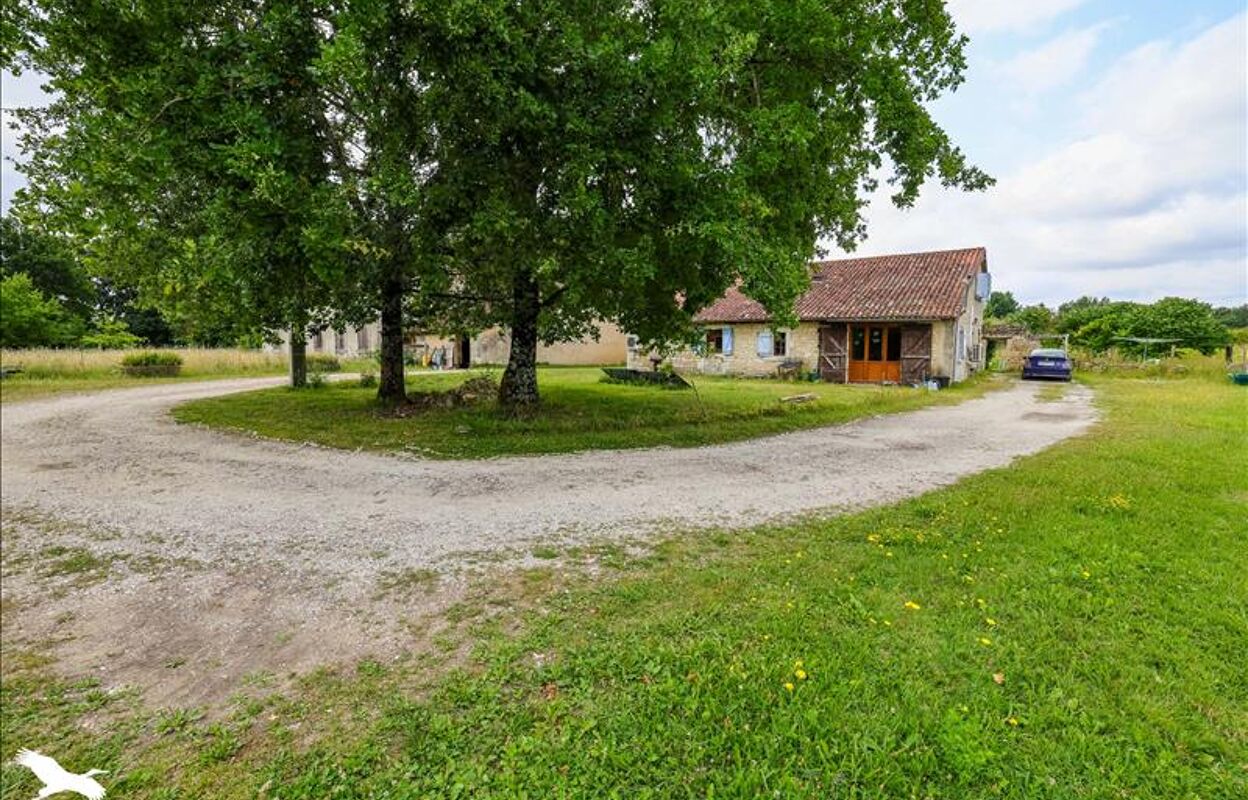 maison 7 pièces 196 m2 à vendre à Bonnes (16390)