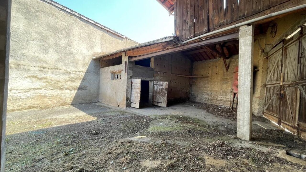 divers  pièces 90 m2 à vendre à Genay (69730)