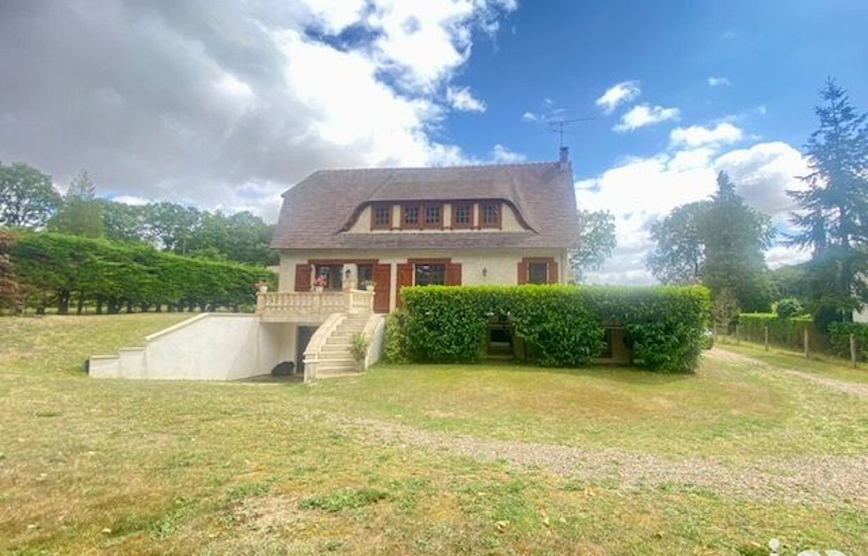 maison 5 pièces 117 m2 à vendre à Chaumont-en-Vexin (60240)