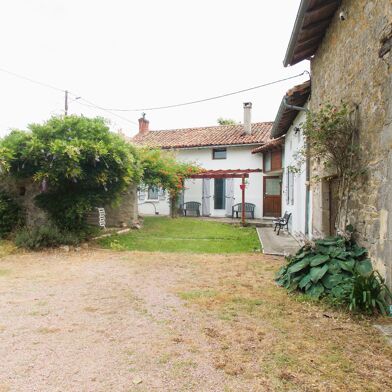 Maison 8 pièces 140000 €