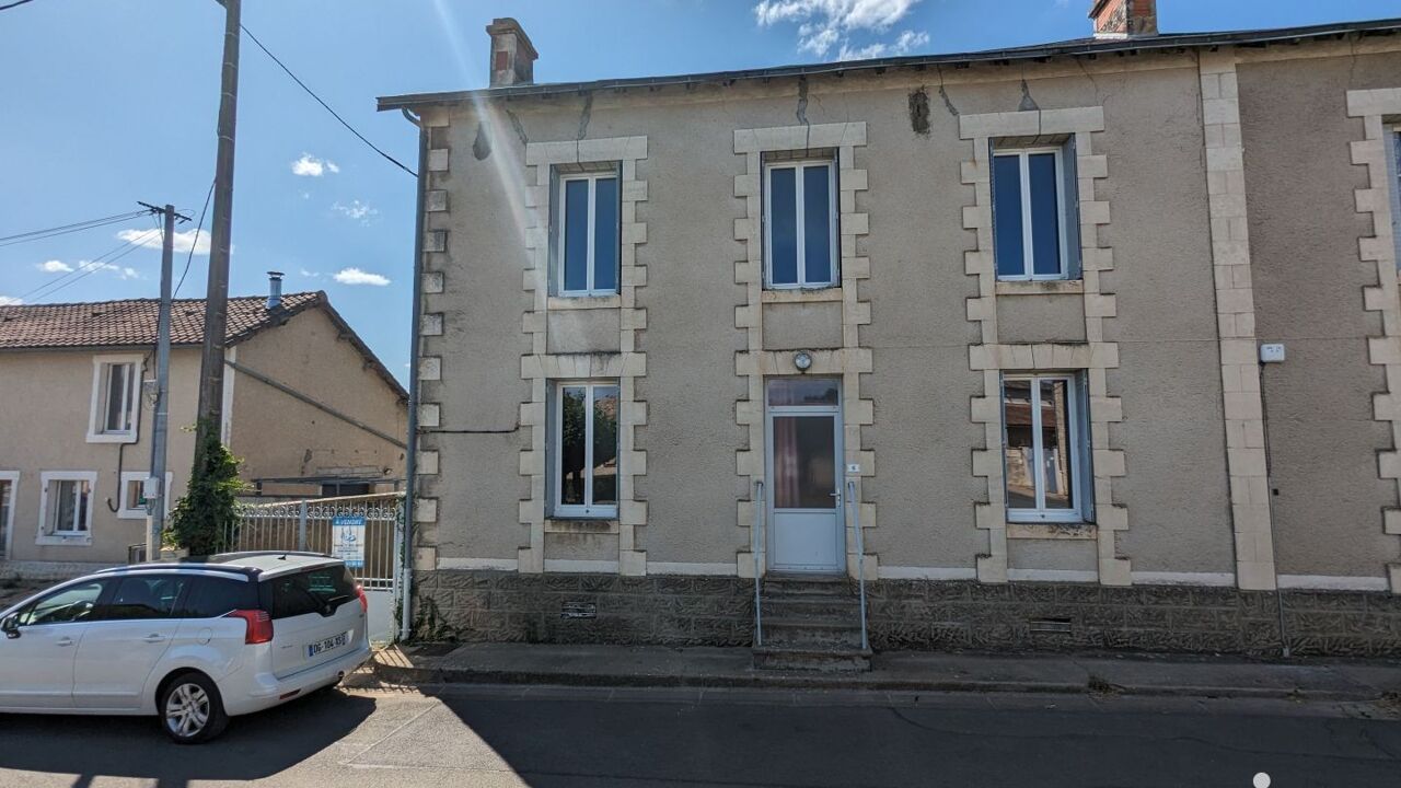 maison 4 pièces 94 m2 à vendre à Saint-Sauvant (86600)