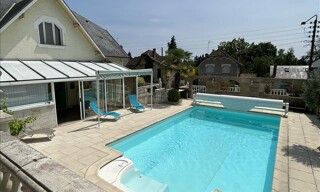 Maison 8 Pièces 244 m² à vendre à Vierzon (18100)