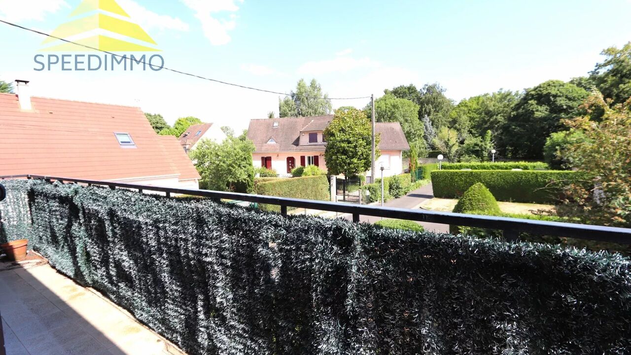 appartement 2 pièces 48 m2 à vendre à Mandres-les-Roses (94520)