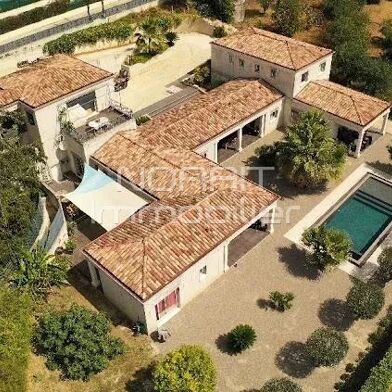 Maison 8 pièces 1699000 €