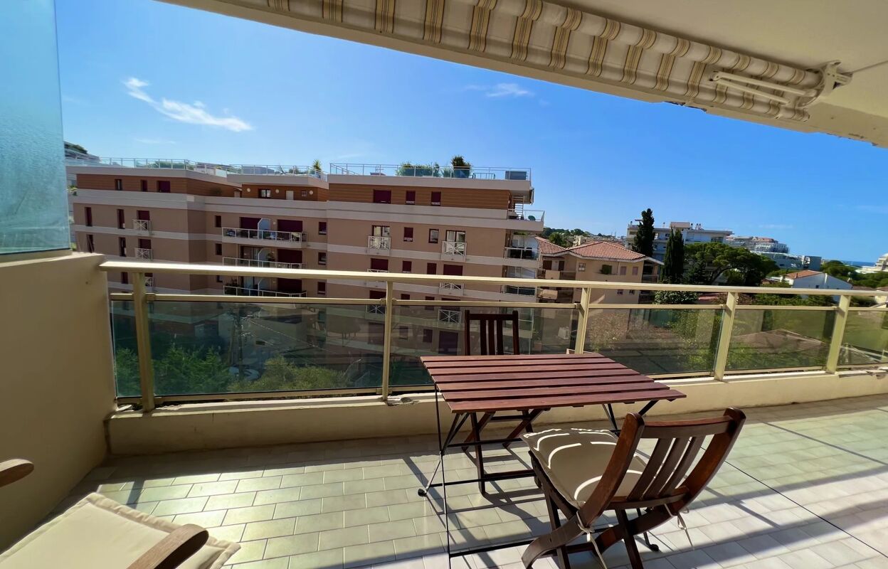 appartement 2 pièces 44 m2 à Antibes (06600)