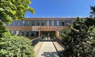 Bureau  409 m² à louer à Dardilly (69570)