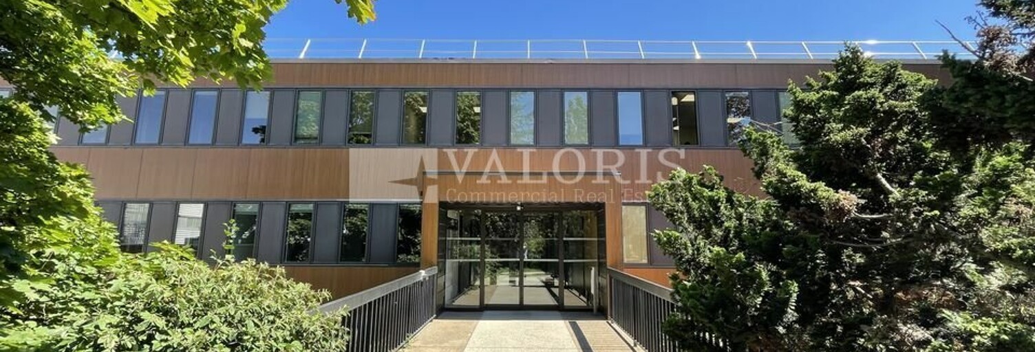 Bureau  409 m² à louer à Dardilly (69570)