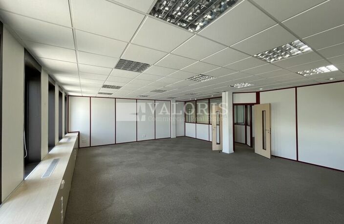 BUREAUX à LOUER — photo 4