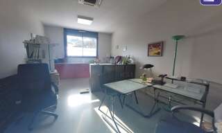 Commerce  24 m² à louer à Foix (09000)