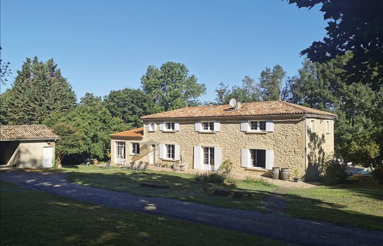 maison 10 pièces 281 m2 à vendre à Sauveterre-de-Guyenne (33540)
