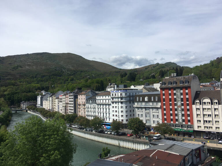 LOURDES SANCTUAIRES - STUDIO BALCON VUE — photo 1