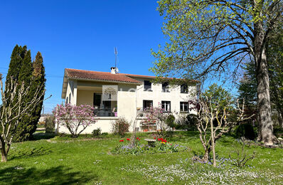 maison 8 pièces 195 m2 à vendre à Saint-Nicolas-de-la-Grave (82210)