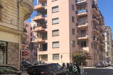 Appartement 2 pièces 240000 €