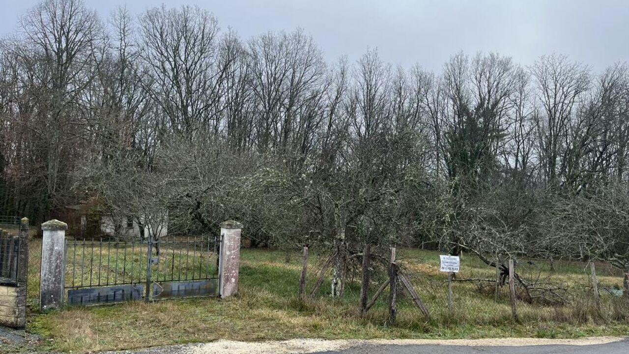 terrain  pièces 500 m2 à vendre à Château-l'Évêque (24460)