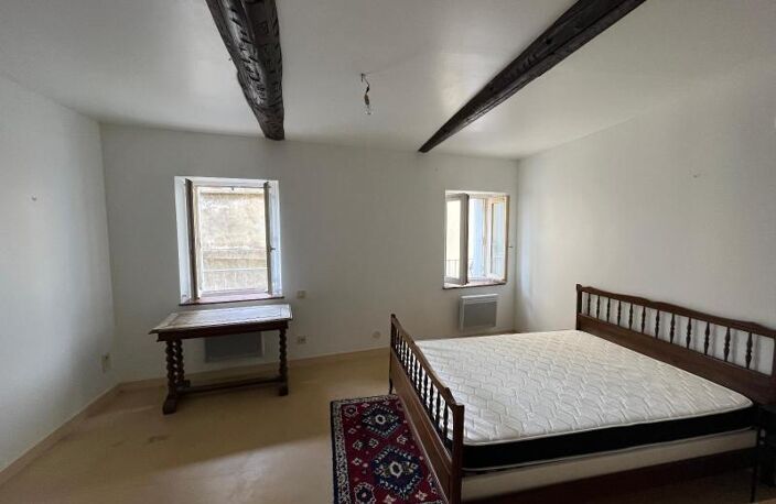 Location appartement 1 pièce 31 m² à Valréas (84600) — photo 2
